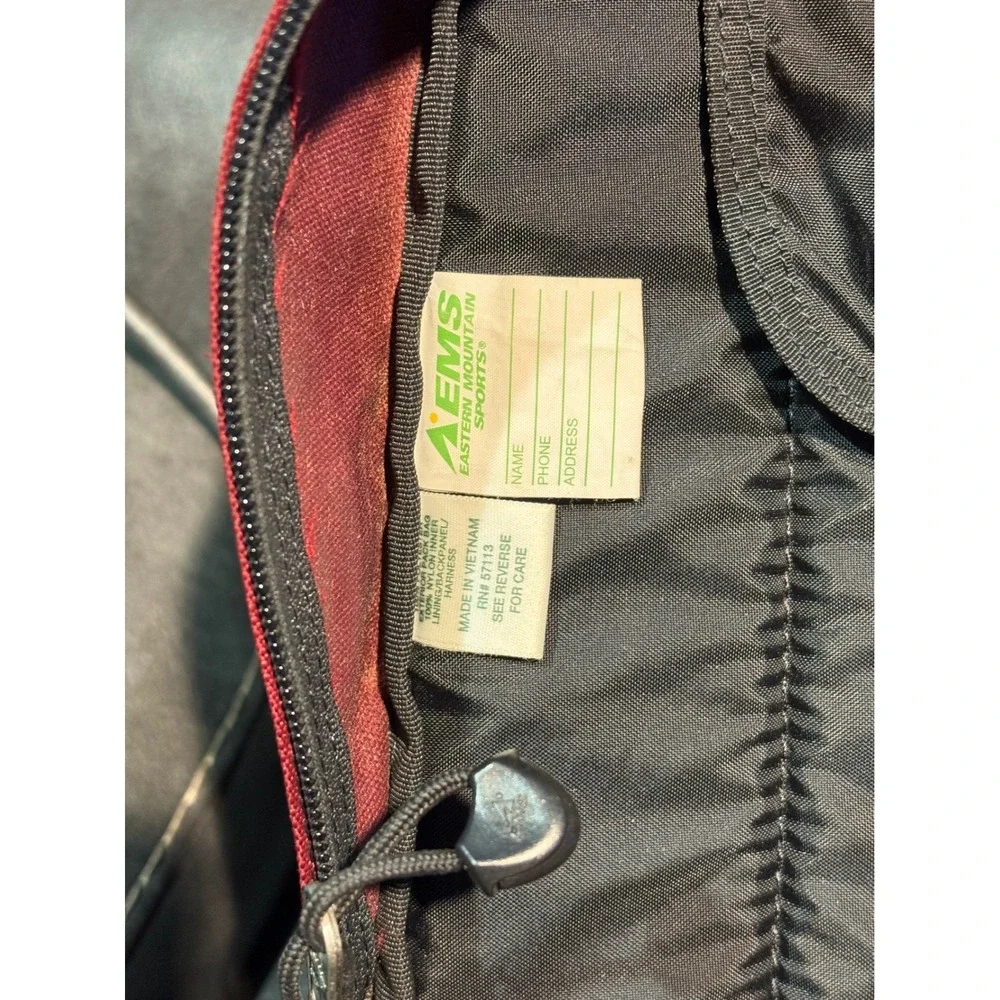EMS Eastern Mountain Sports Backpack Red Grey‎ Hiking Daypack Nylon